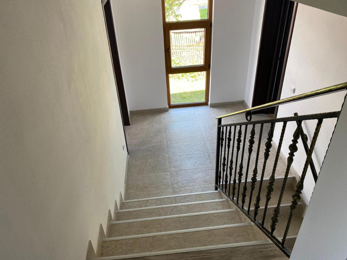 Апартаменты Casa Cerbului Вишеу-де-Сус Экстерьер фото